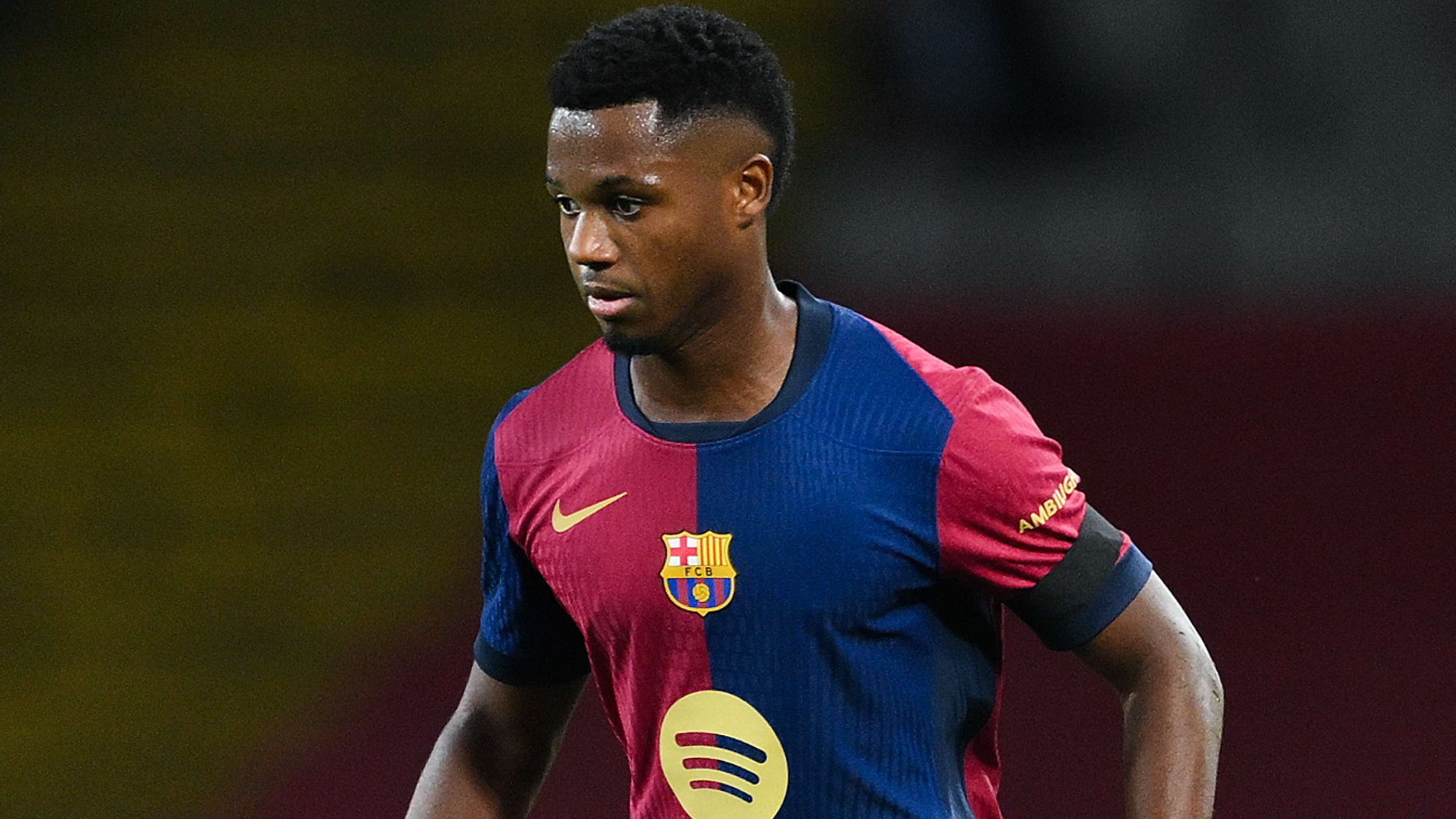 他在头部两 他在头部两