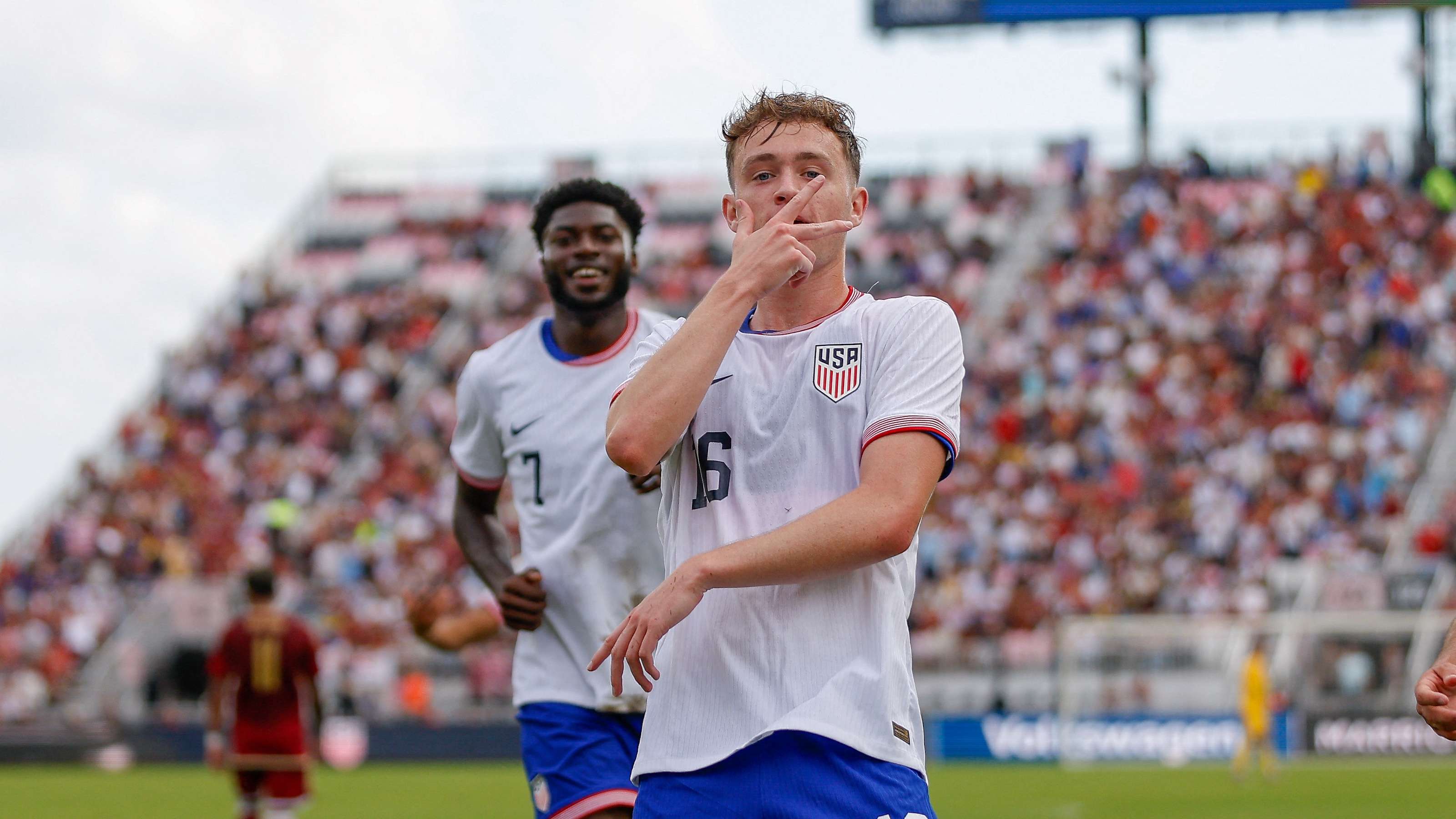 只有深深的 只有深深的