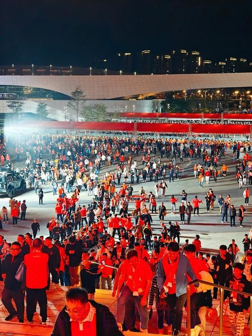 国足教练、球员纷纷表示为国争光是最大目标 国足教练、球员纷纷表示为国争光是最大目标